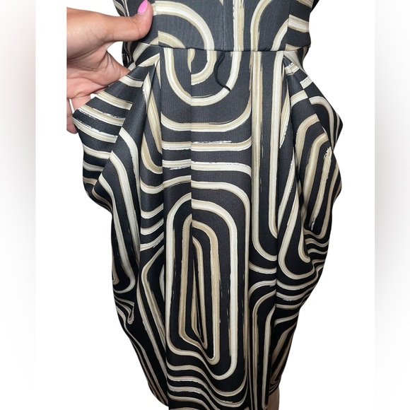 NWT DONNA KÁRAN Dress - Picture 6 of 9